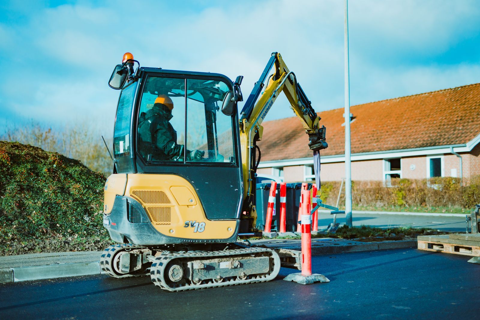 Mini Excavator — Example